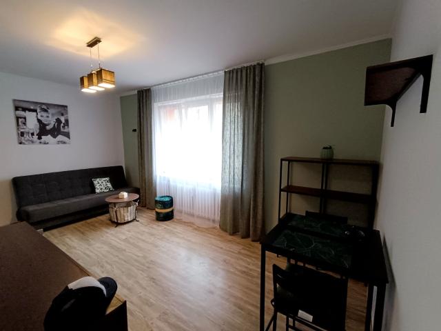 Mieszkanie kawalerka z oddzielną kuchnią 26 m² na wynajem ul. Kołłątaja, Puławy