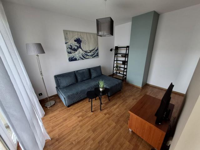 Mieszkanie kawalerka z oddzielną kuchnią 28 m² na wynajem Kraków, Kurdwanów