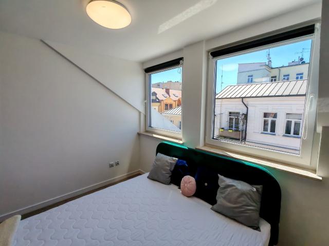 Mieszkanie kawalerka z oddzielną kuchnią 28 m² na wynajem ul. Krzywa, Chełm, Śródmieście