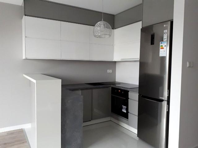Mieszkanie kawalerka z aneksem kuchennym 30 m² na wynajem Rzeszów, Drabinianka