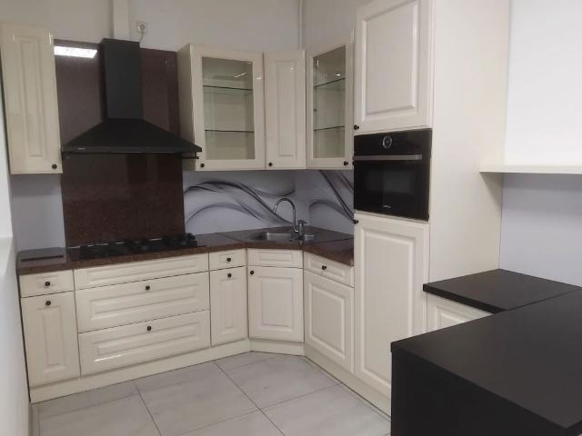 Mieszkanie kawalerka z kuchnią w zabudowie 59 m² na wynajem Tarnów