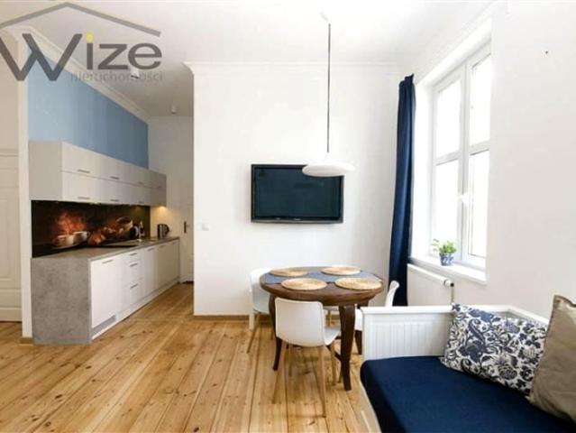 Mieszkanie kawalerka z kuchnią z oknem 34 m² na wynajem ul. Podjazd, Sopot, Centrum
