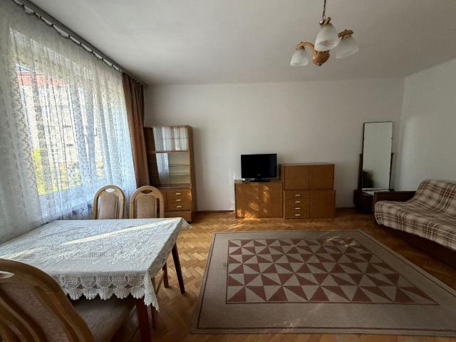 Mieszkanie kawalerka z kuchnią z oknem 36 m² na wynajem ul. Grota Roweckiego, Nowy Sącz, Grodzkie