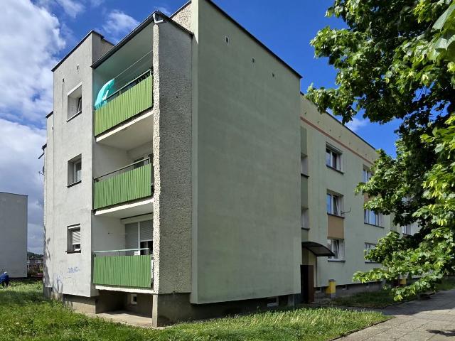Mieszkanie kawalerka z kuchnią z oknem 30 m² na wynajem ul. Chełmońskiego, Racibórz, Centrum