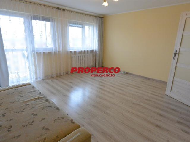 Mieszkanie, Pińczów, Sikorskiego, 65.12 m², sprzedam mieszkanie