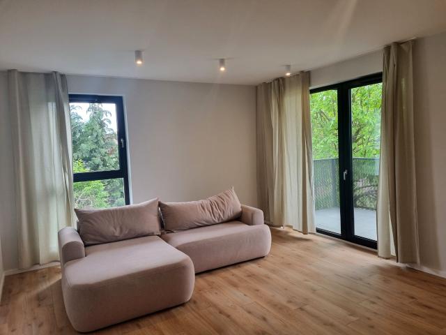 Mieszkanie w apartamentowcu 53 m² przy lesie na wynajem ul. Budziszyńska, Poznań, Grunwald