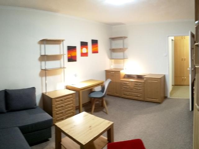 Mieszkanie w bloku mieszkalnym wysoki standard 36 m² na wynajem ul. Bagno, Warszawa, Śródmieście