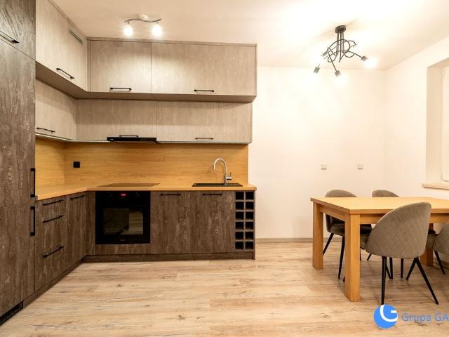 Mieszkanie w bloku mieszkalnym wysoki standard 52 m² na wynajem Kraków