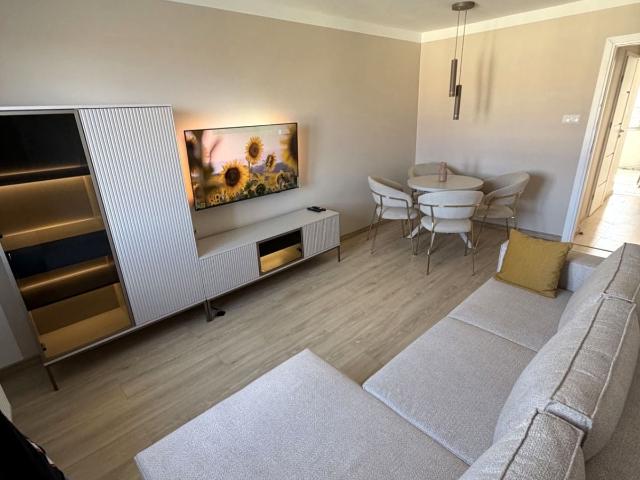Mieszkanie w bloku mieszkalnym wysoki standard 52 m² nad jeziorem na wynajem ul. Galla Anonima, Jeżyce