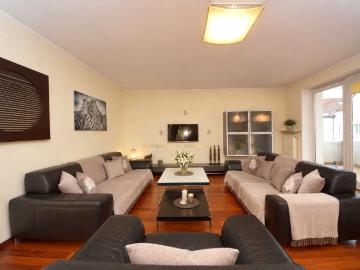 Mieszkanie 125 m² z kuchnią z oknem na wynajem Warszawa, Włochy