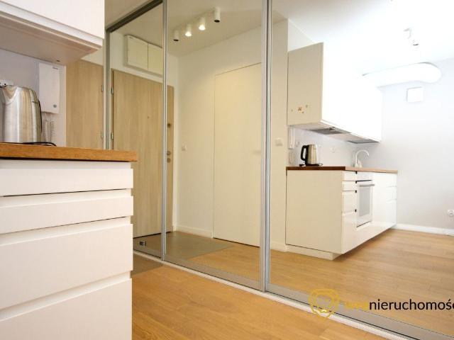 Mieszkanie 25,92 m² z kuchnią z oknem na wynajem ul. Kielecka, Wrocław, Złotniki