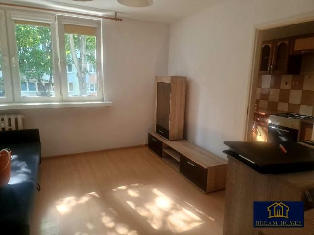 Mieszkanie 26 m² z kuchnią z oknem na wynajem Inowrocław, Piastowskie