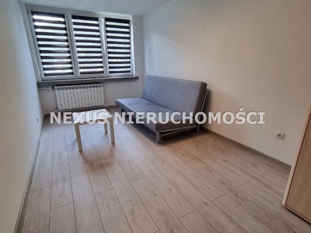 Mieszkanie 28 m² z oddzielną kuchnią na wynajem ul. Adamieckiego, Dąbrowa Górnicza