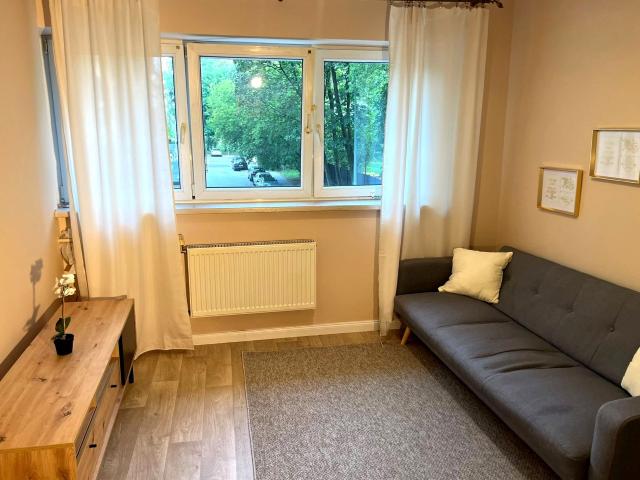 Mieszkanie 29 m² z oddzielną kuchnią na wynajem ul. Gajcego, Warszawa, Bielany