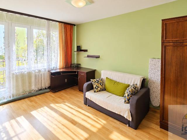 Mieszkanie 2 niezależne pokoje balkon, widna kuchnia oś Świętokrzyskie