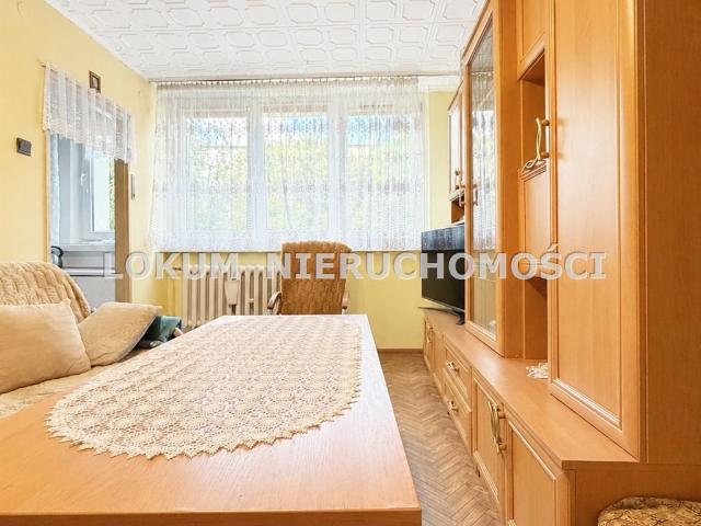 Do sprzedania jasne 2 pok. mieszkanie w centrum Jastrzębia