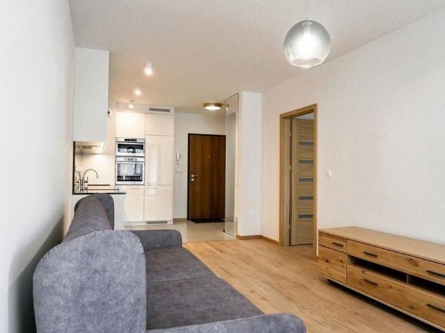 Mieszkanie 2 pok. 48m2 centrum Grodziska Maz. 48 m²