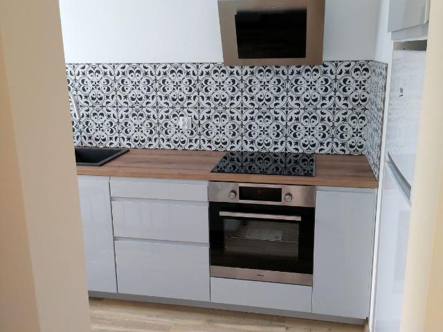 Mieszkanie 34 m² z oddzielną kuchnią na wynajem Poznań, Grunwald