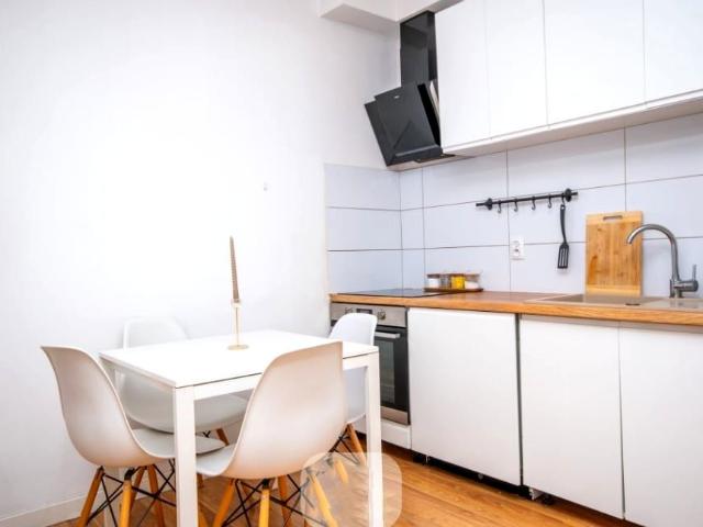 Mieszkanie 35 m² z aneksem kuchennym na wynajem ul. Krótka, Jelenia Góra, Śródmieście
