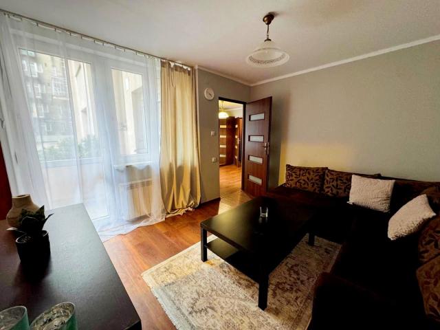 Mieszkanie 35 m² z oddzielną kuchnią na wynajem ul. Rymera, Katowice, Środmieście