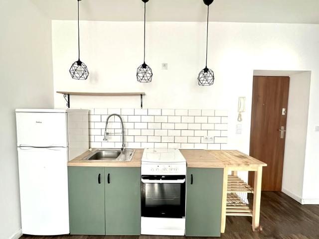 Mieszkanie 35,50 m² z aneksem kuchennym na wynajem Kraków, Szkolne
