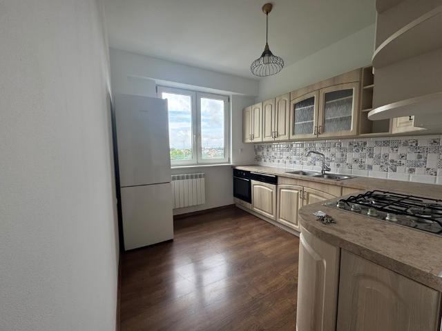 Mieszkanie 36 m² z dużą piwnicą w Zielonej polecam!