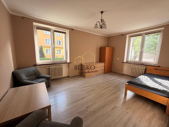 Do sprzedania przestronne mieszkanie 37 m² na Osiedlu Leśnym