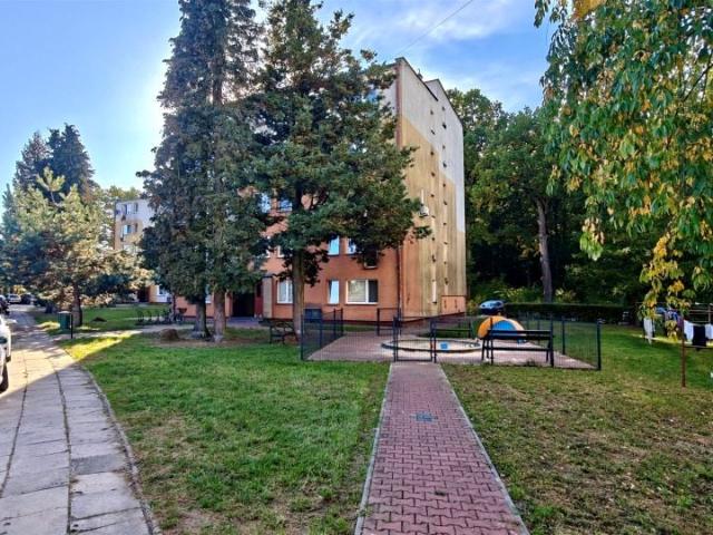 Mieszkanie 37 m², Pionki