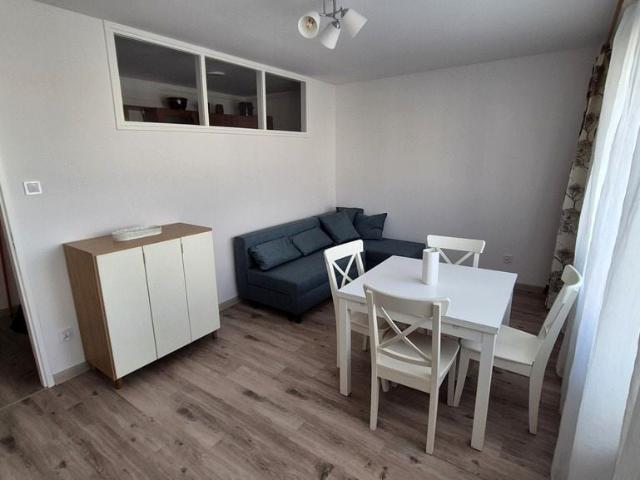 Mieszkanie 37 m² z oddzielną kuchnią na wynajem Poznań, Piastowskie