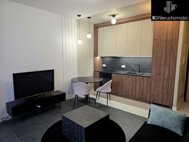Mieszkanie 39 m² z aneksem kuchennym na wynajem ul. Taylora, Warszawa, Ursus