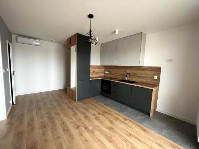 Mieszkanie 30,74 m² z aneksem kuchennym na wynajem ul. Brzeźnicka, Bochnia