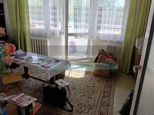 Mieszkanie 31 m2 z balkonem, do remontu, blisko komunikacji