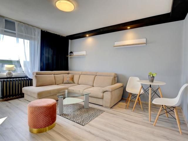 Mieszkanie 45,80 m² z oddzielną kuchnią na wynajem Częstochowa, Tysiąclecie