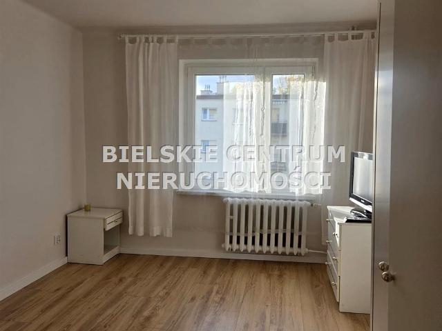 Mieszkanie 46 m² z oddzielną kuchnią na wynajem Sosnowiec, Śródmieście
