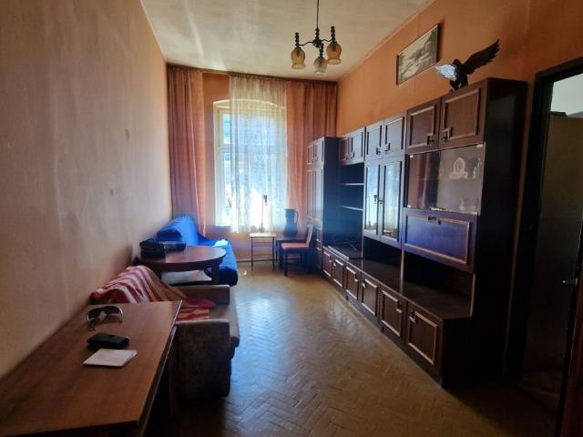 Mieszkanie 47 m² w kamienicy do remontu zapraszam