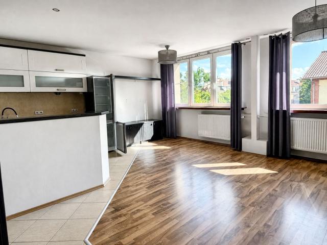 Mieszkanie 47,90 m² z kuchnią z oknem na wynajem ul. Zamenhofa, Pszczyna