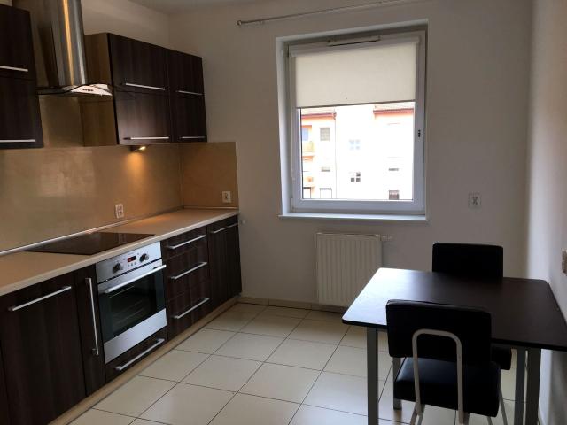 Mieszkanie 48 m² z oddzielną kuchnią na wynajem ul. Piotrowskiego, Kalisz, Dobrzec