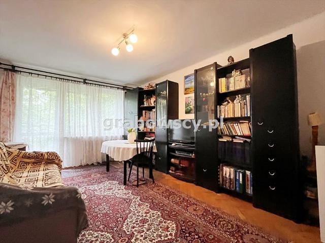 Mieszkanie 49 m² z dużym balkonem i potencjałem