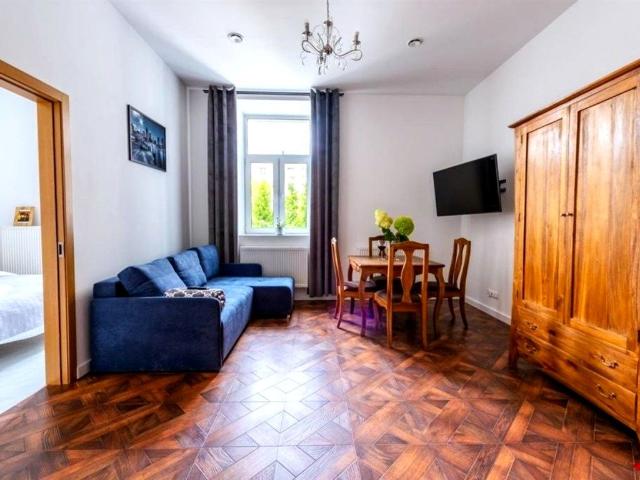 Mieszkanie 40 m² z kuchnią w zabudowie na wynajem ul. Białówny, Białystok, Centrum