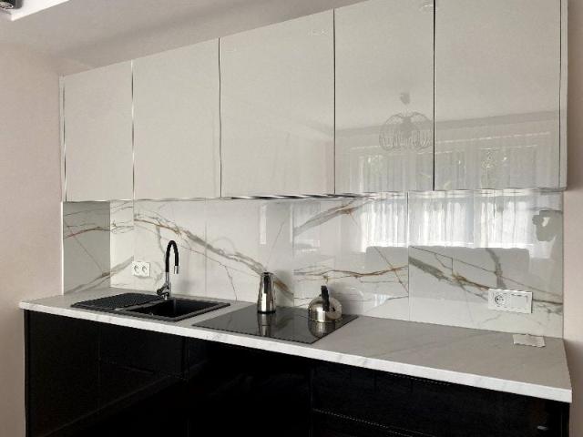 Mieszkanie 54 m² z aneksem kuchennym na wynajem Częstochowa, Śródmieście Centrum
