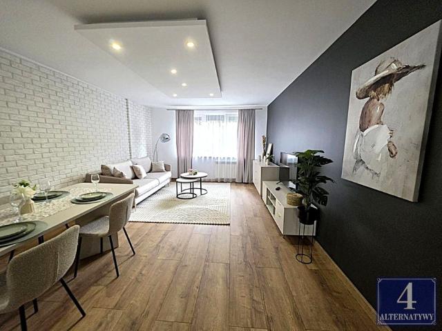 Mieszkanie 54 m² z oddzielną kuchnią na wynajem Tarnów, Centrum