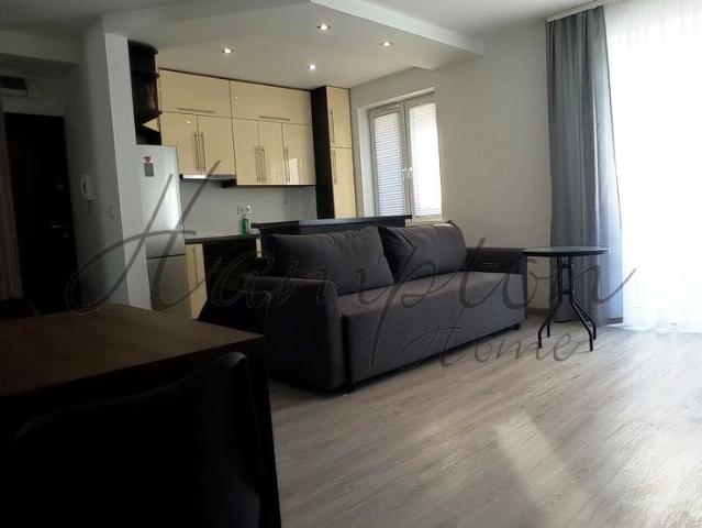 Mieszkanie 54,40 m² z kuchnią z oknem na wynajem ul. Powstańców, Ząbki