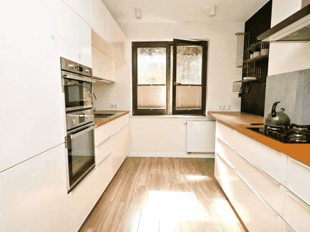 Mieszkanie 55 m² z oddzielną kuchnią na wynajem Kraków, Olsza