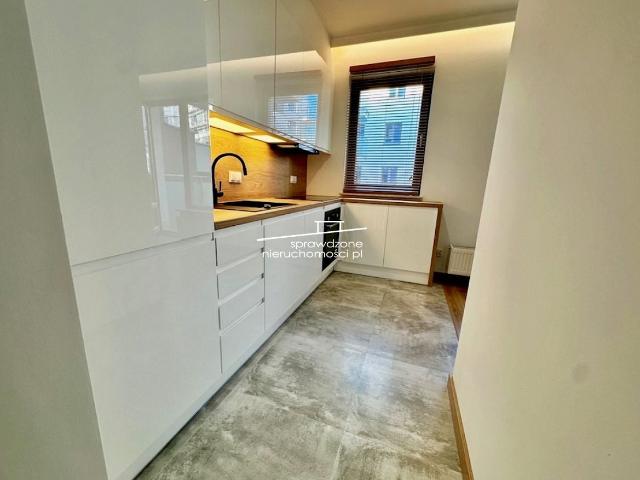 Mieszkanie 50 m² z kuchnią w zabudowie na wynajem Julianów