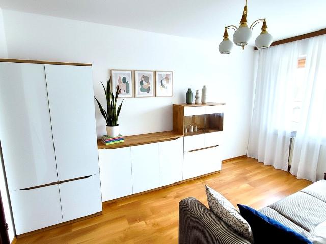 Mieszkanie 50 m² z oddzielną kuchnią na wynajem Rzeszów, Nowe Miasto