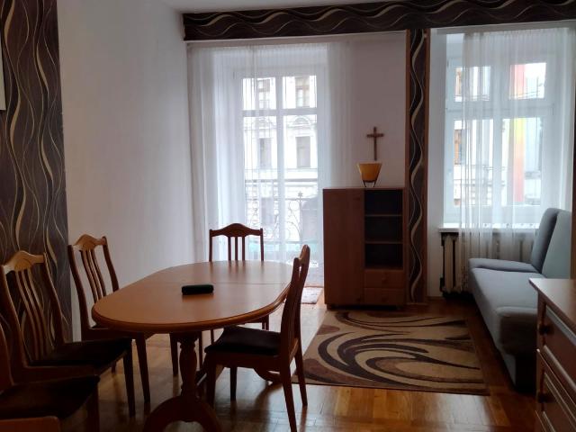 Mieszkanie 64 m² z oddzielną kuchnią na wynajem Wrocław, Śródmieście