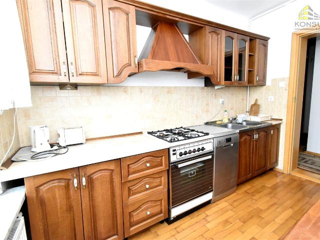 Mieszkanie 65 m² z kuchnią z oknem na wynajem Kielce, Jagiellońskie