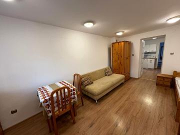 Mieszkanie 60 m² z oddzielną kuchnią na wynajem Jelenia Góra, Śródmieście