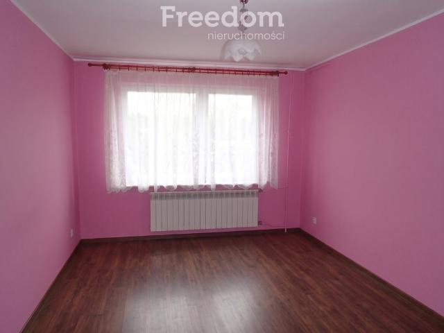 Do sprzedania przestronne mieszkanie 63 m² z działką i garażem