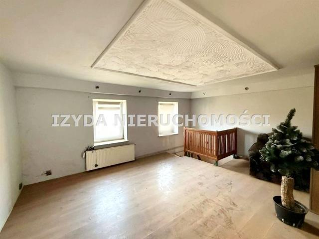 Mieszkanie 70 m², Żarów